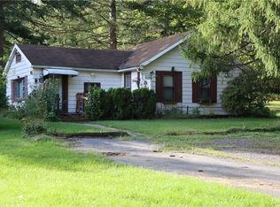 1579 E Palmyra Port Gibson Rd, Palmyra, NY 14522