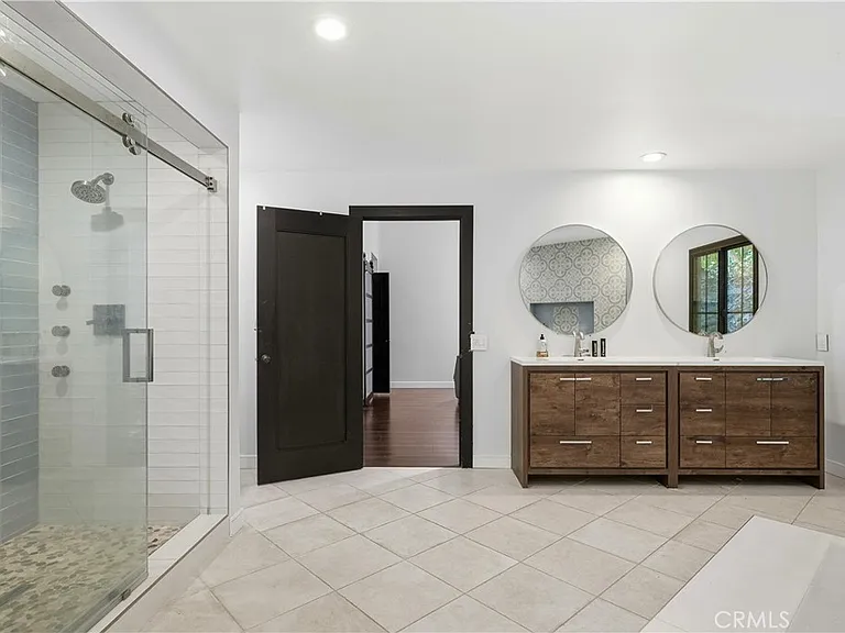 18000 Karen Dr — Photo 31