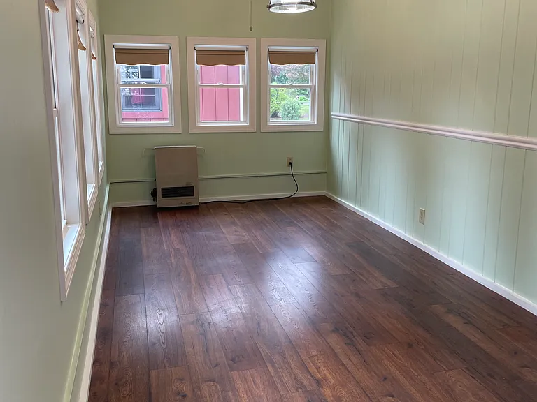 12 Crest Rd — Photo 8