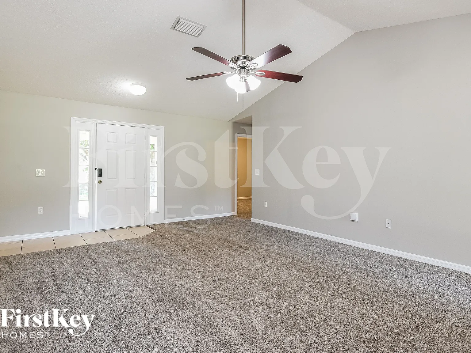 4 bed, 2.0 bath, 1638 sqft, $2,610 — Photo 4
