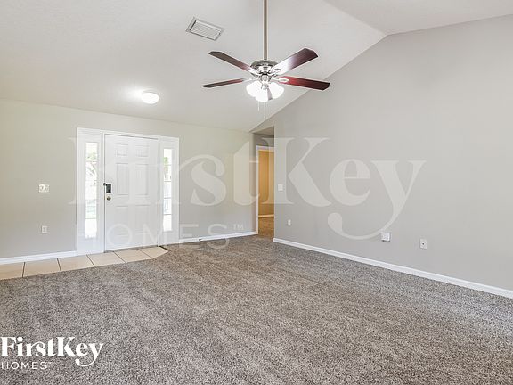 4th image of 3085 Packard Ave