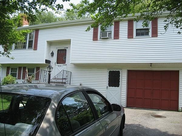 2nd image of 22 Pumpkin Pine Rd