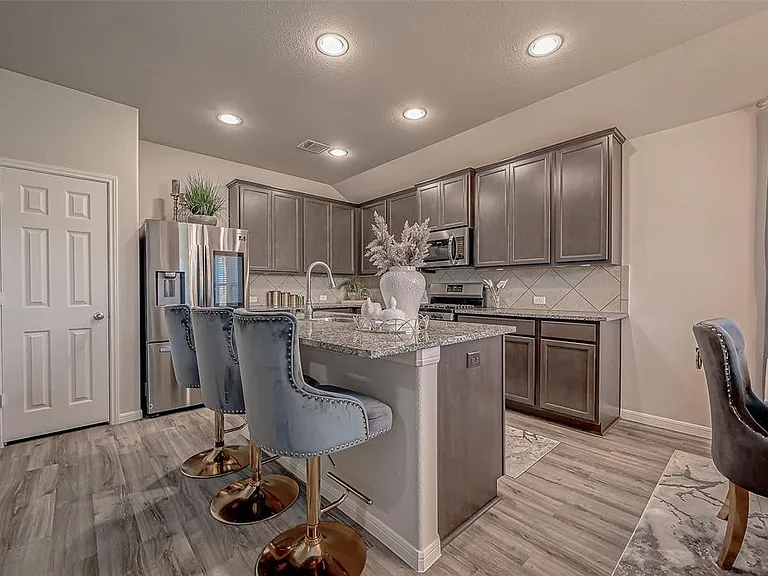 24411 Skytrail Dr — Photo 19