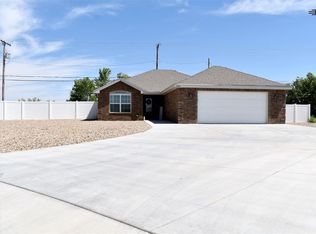 2103 Mockingbird Ln, Portales, NM 88130