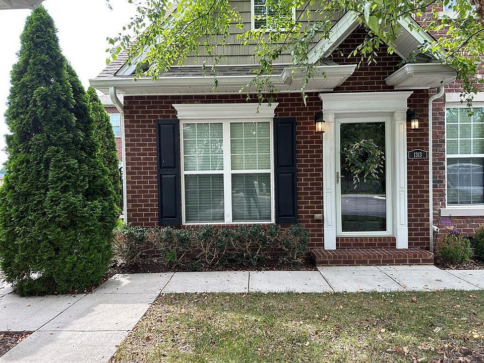 1st image of 1313 E Hudgens St