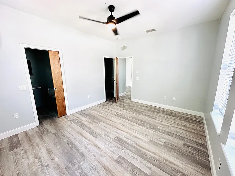 Upstairs master bedroom with walk-in shower, bathroom, walk in closet - comes with blinds
