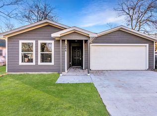 3006 Walnut St, Greenville, TX 75401