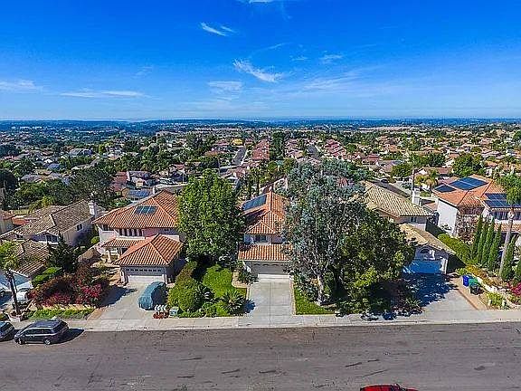 2nd image of 14350 Classique Way