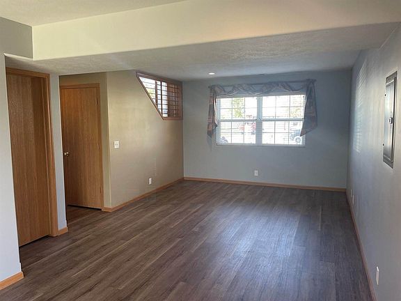 5th image of 2315 S 18th St