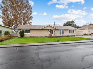 17 W Cedar Dr, Hermiston, OR 97838