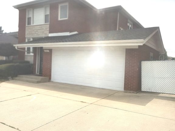 3rd image of 5337 W 87th St