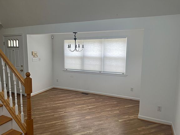 5th image of 3879 Bailey Ave