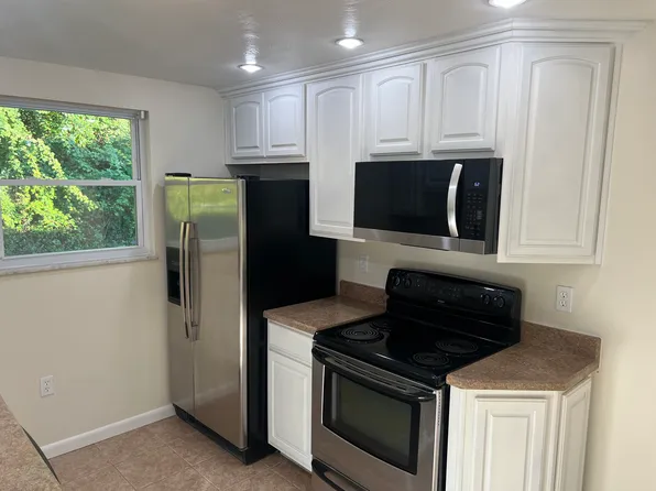 2155 Plainview Ave, Pittsburgh, PA 15226