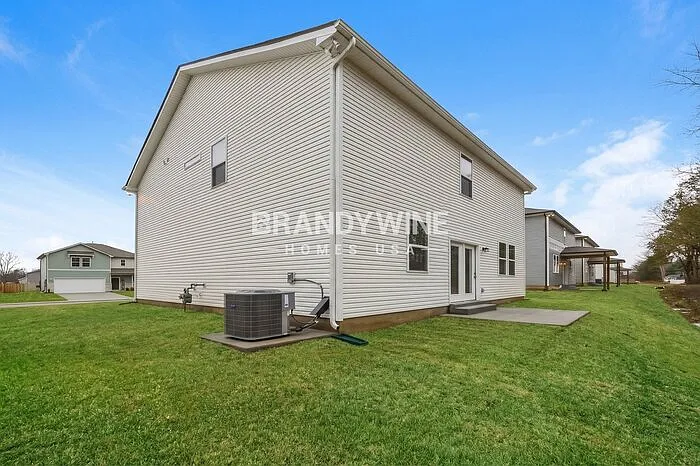321 Dearborn Station Dr — Photo 18