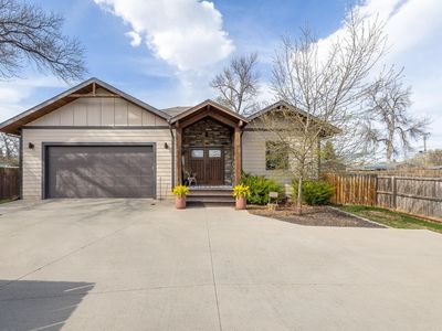 3818 W Main St, Rapid City, SD, 57702