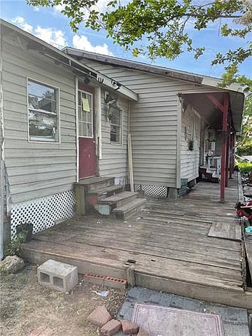 1st image of 2416 Drum Dr
