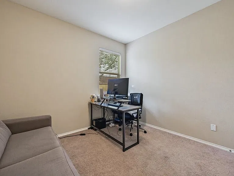 1201 Salem Park Ct — Photo 14
