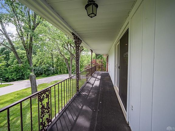 4th image of 2784 Blue Rock Dr