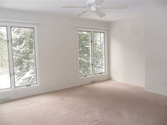 5th image of 508 White Pine Dr