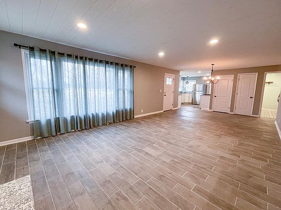 4th image of 0N360 Herrick Dr