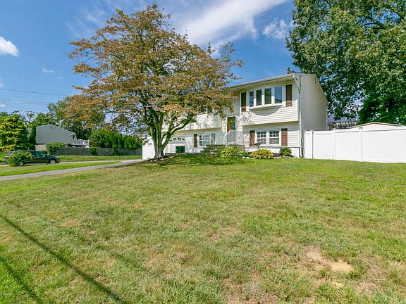 2nd image of 666 Longview Dr