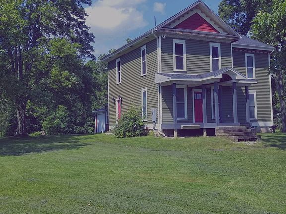 3rd image of 190 Grove St