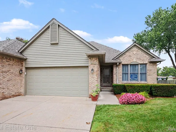 4469 Firethorn Ct #16, Warren, MI 48092