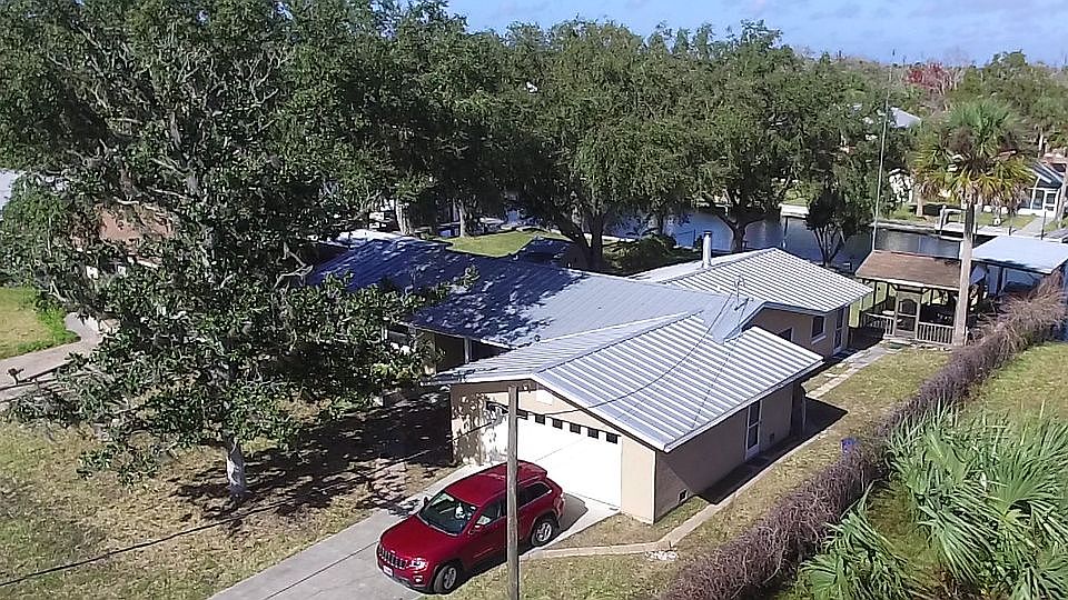 1st image of 2041 NW 17th St
