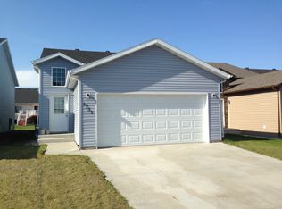 4751 Spencer Ln S, Fargo, ND 58104