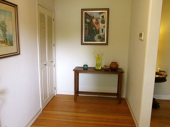 5th image of 8313 Calmosa Ave