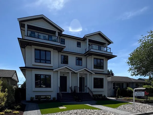 3786 Peter St #3, Burnaby, BC V5J 1N4
