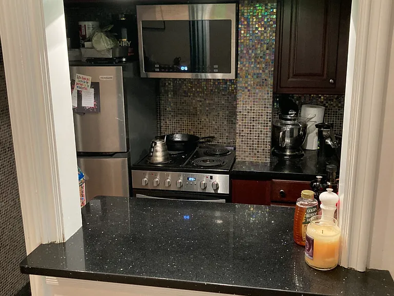 414 Beacon St #1 — Photo 4