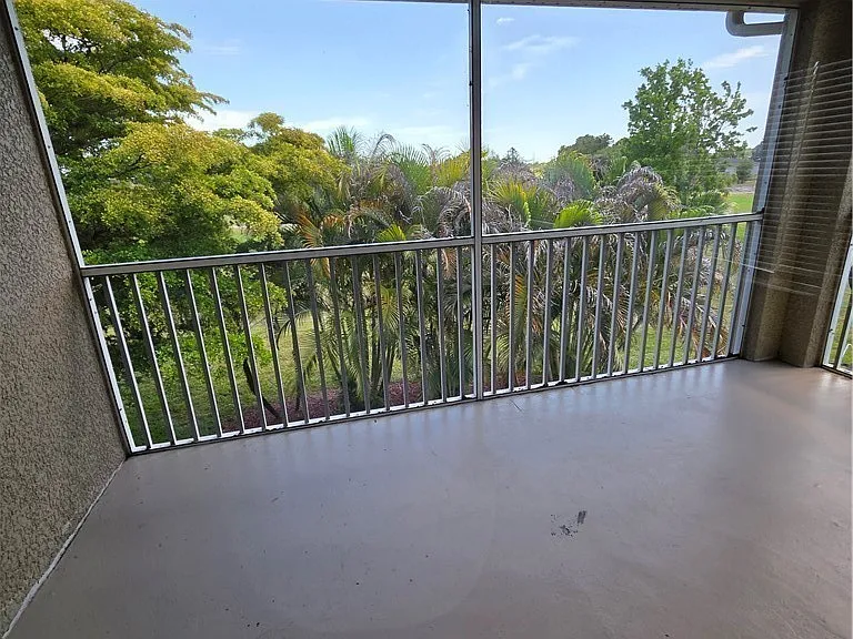 2261 Somerset Ridge Dr #204 — Photo 26