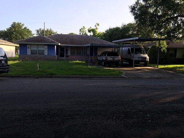 1st image of 3911 Wentworth Ave