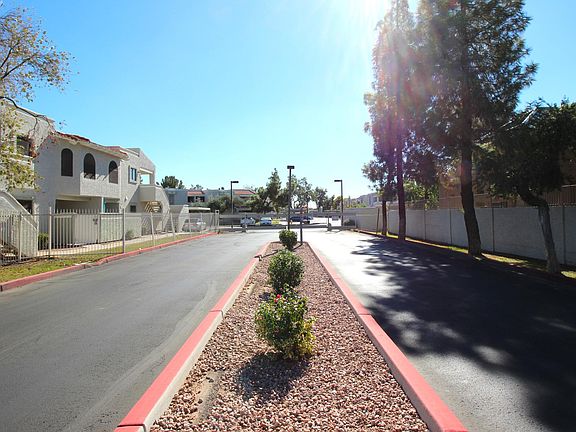 4th image of 850 S River Dr Unit 2051