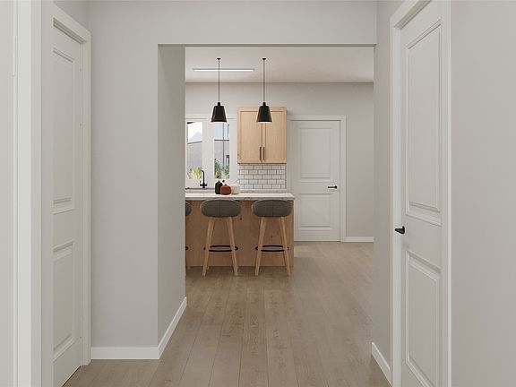 3rd image of 482 Lessie Cir