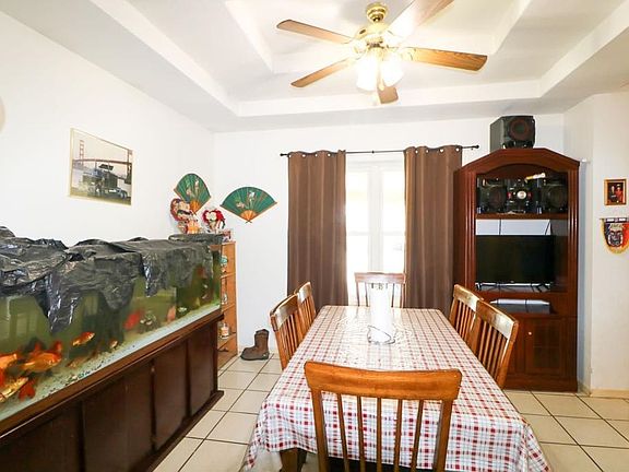 5th image of 1431 Los Ebanos Dr