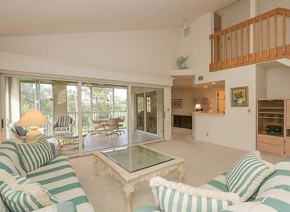 2nd image of 26930 Wedgewood Dr APT 301