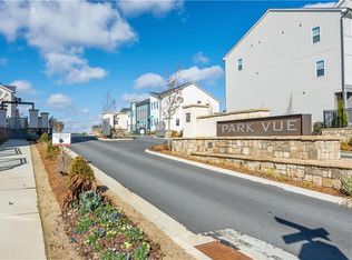 1520 Parks Edge Ln NW, Atlanta, GA 30318