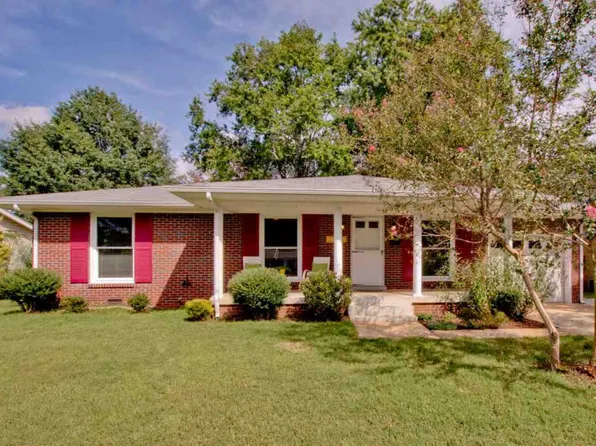 3806 Saturn Dr SW, Huntsville, AL 35805