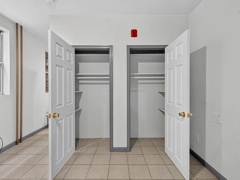 1425 Jackson St #1R — Photo 17