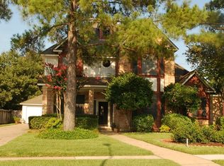 910 Mill Valley Dr, Sugar land, TX 77498