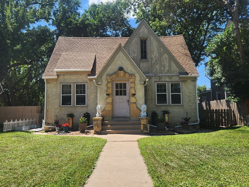 1st image of 4053 Quail Ave N