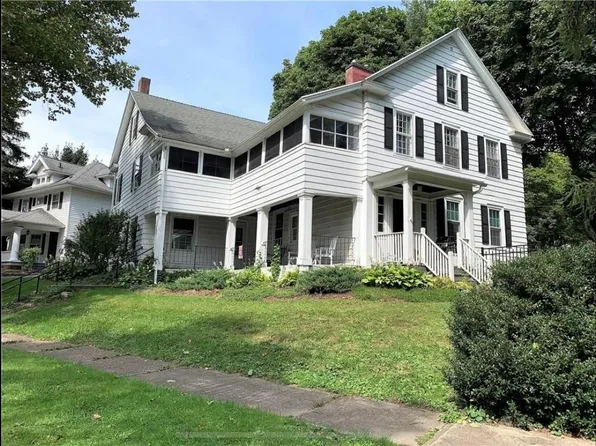 140 Castlebar Rd, Rochester, NY