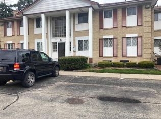 29217 Hayes Rd APT 2, Warren, MI 48088