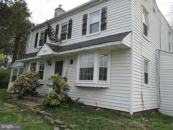 2nd image of 15068 Kelvin Ave
