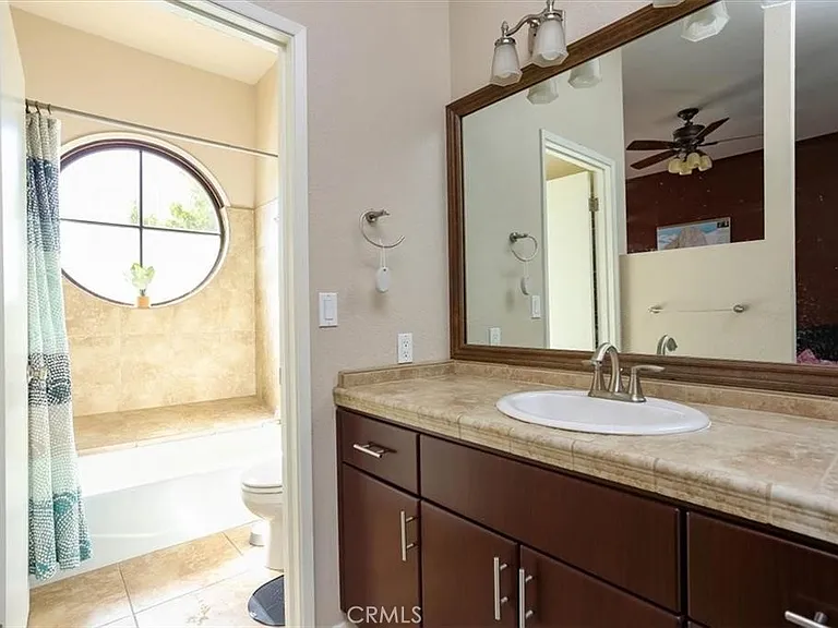 1106 Oceanaire Dr #18 — Photo 8