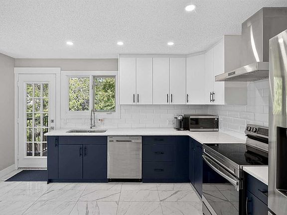 2nd image of 76 S Ranchridge Dr NW