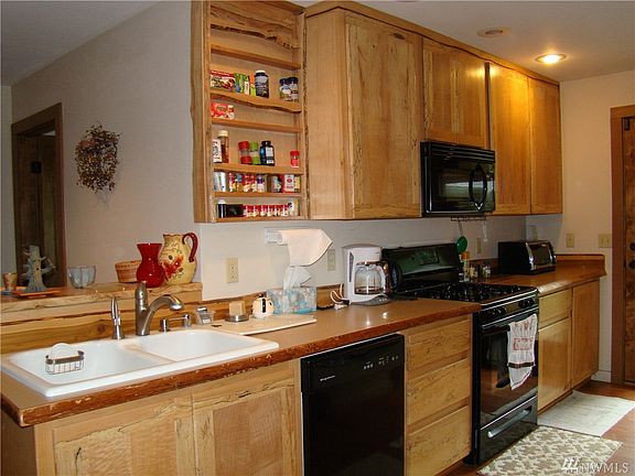 5th image of 113 Sunnycrest Ln S