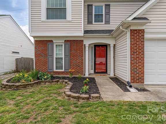 3rd image of 9535 Forest Path Dr